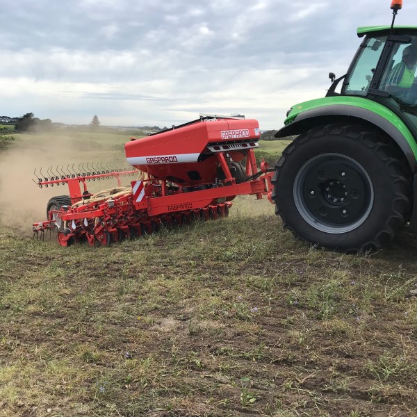 No-till technology to keep the soil on your land