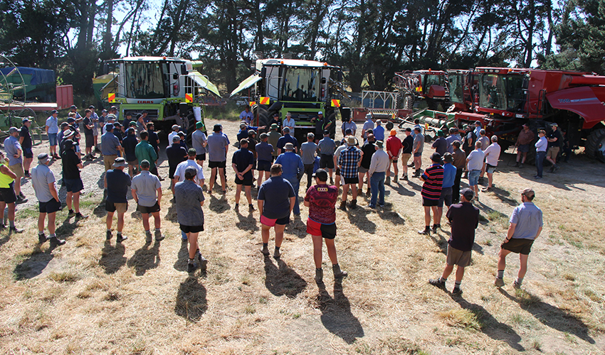Combine harvester workshops win innovation award
